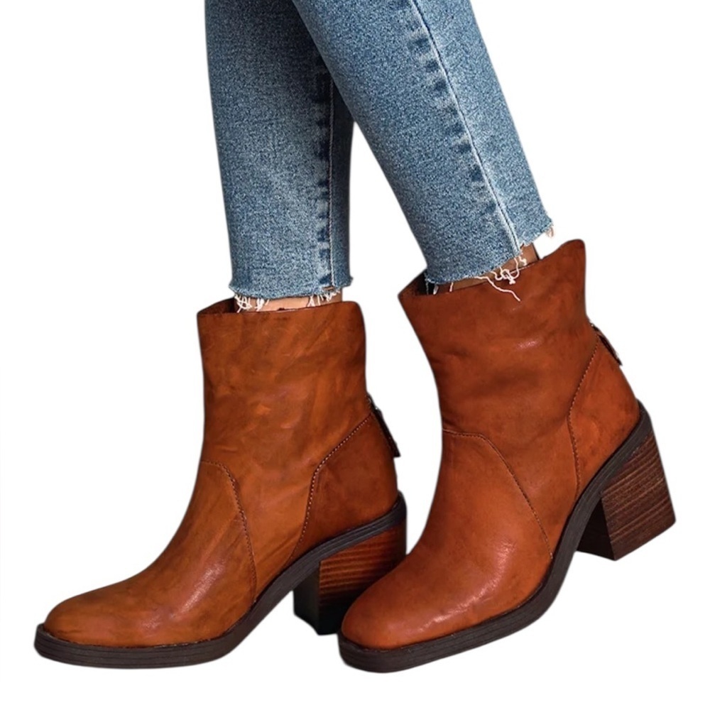 KELSI DAGGER Westward Cognac Leather Square Toe Mid-Calf Boots Very Nice Sz 9.5